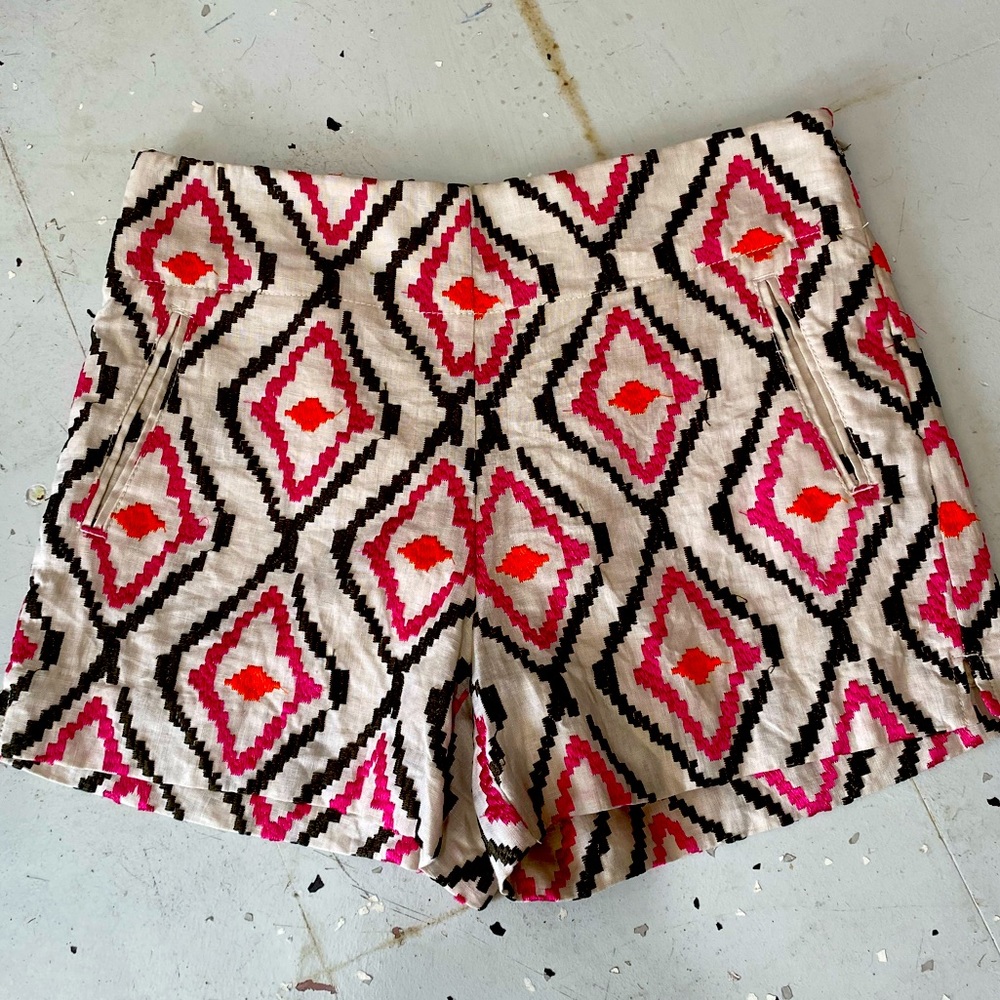 Ann Taylor loft embroidered linen shorts